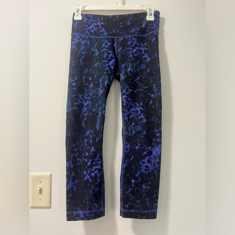 Lululemon size 4 leggings